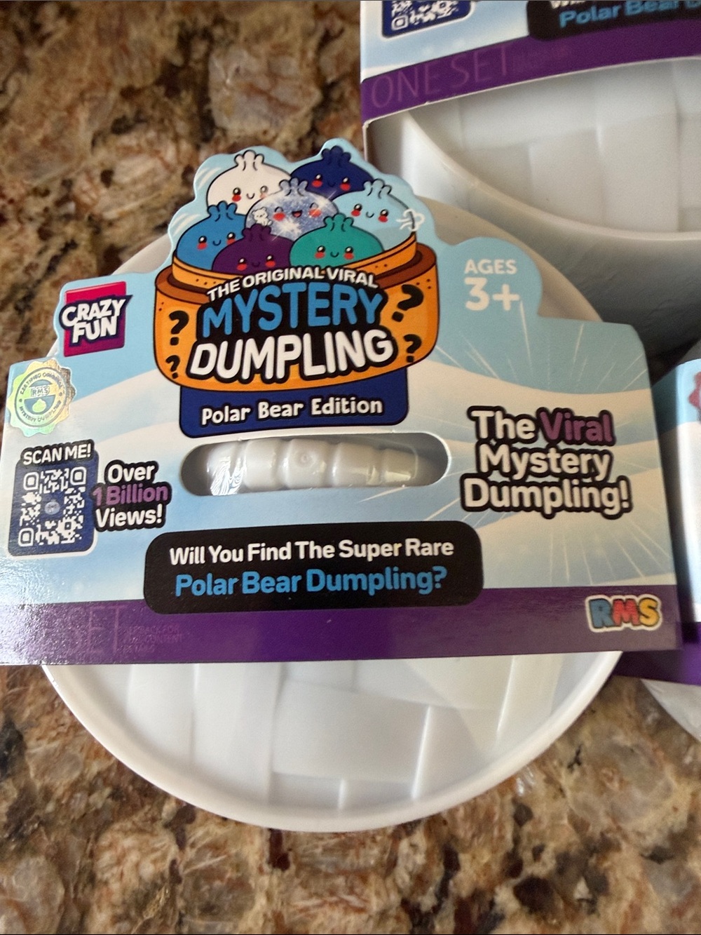 6 Rms Mystery Dumpling squishy - Picture 2 of 4